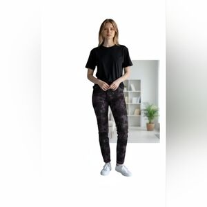Chic Black Floral Women's Skinny Pants